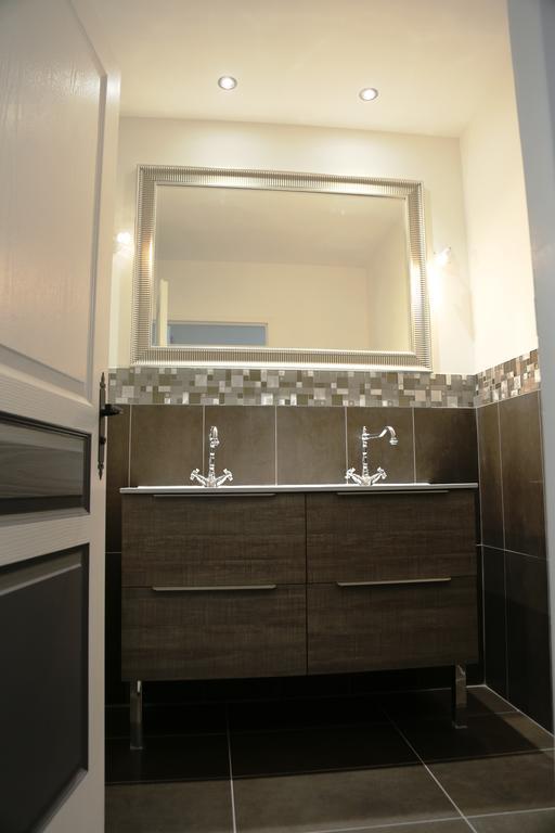 Lyon Cite Internationale Apartment Luaran gambar